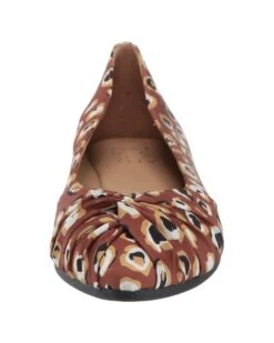 Naturalizer Women Flats Renata, Brown Multi Spotted Leopard Fabric -NATURALIZER Sales 61amtBNEVBL. AC SR736920